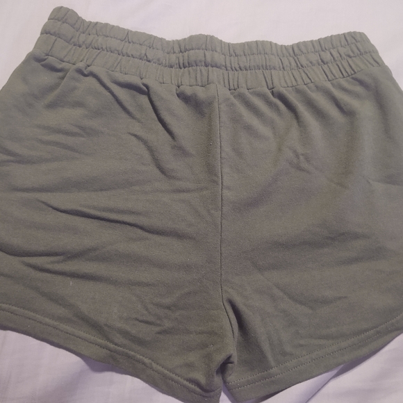 Rosio Brand Shorts - Picture 2 of 3